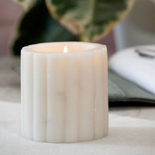 Load image into Gallery viewer, Andaluca - Palo Santo Scented White Marble Candle with Ridges