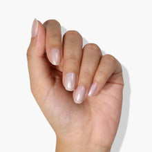 Load image into Gallery viewer, Londontown - Quartz Illuminating Nail Concealer