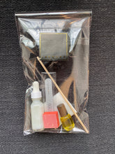 Load image into Gallery viewer, LACQUER At Home Manicure Kit