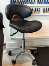 Load image into Gallery viewer, Rolling Whale Spa Adjustable Height Pedicure Stool
